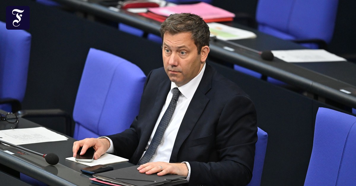 Gefährliche Haushaltspolitik: Klingbeils Teufelskreis