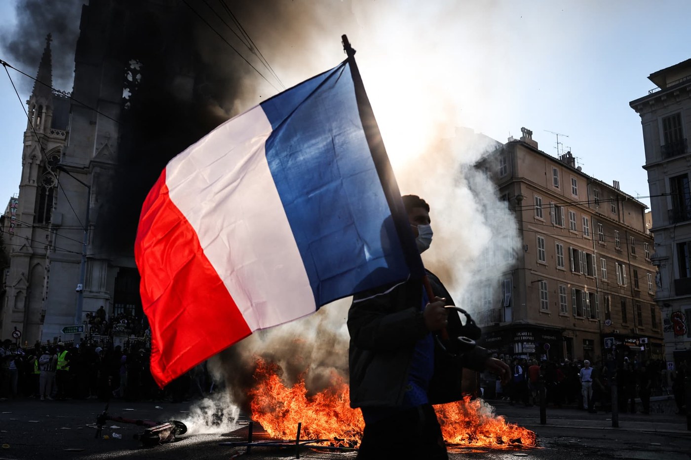 French 10-year bond yield hits 5% for first time since 2002 amid unrest
