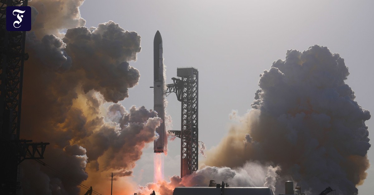 Raumfahrt: SpaceX absolviert erfolgreichen Starship-Testflug