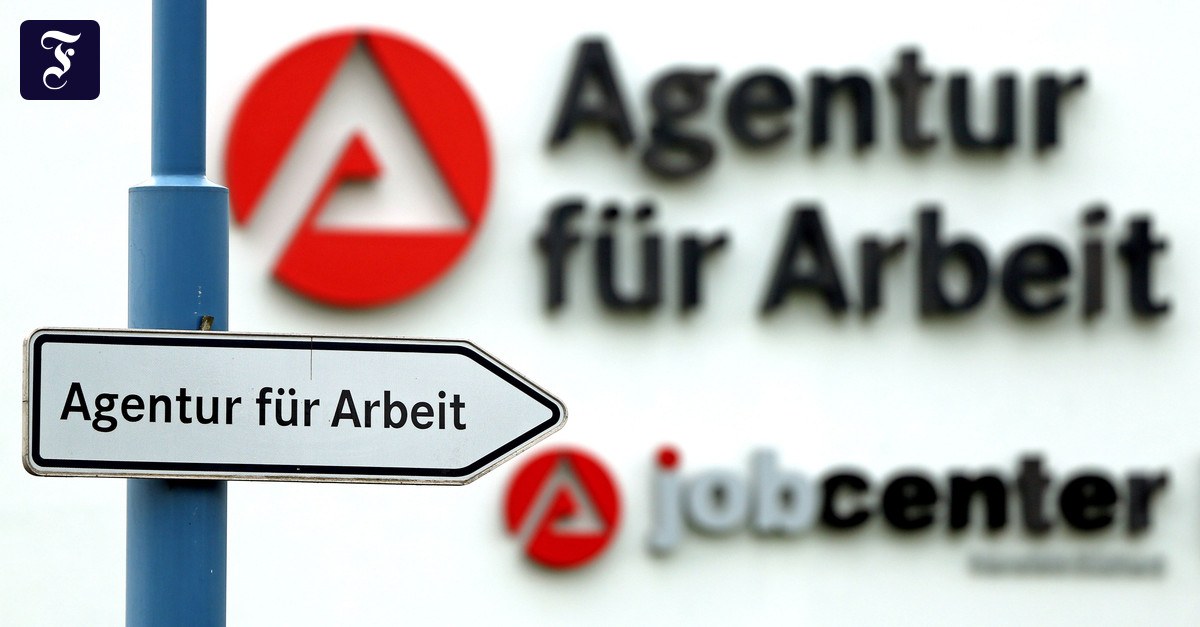 Bundesagentur für Arbeit: Arbeitslosenzahl steigt wieder über drei Millionen