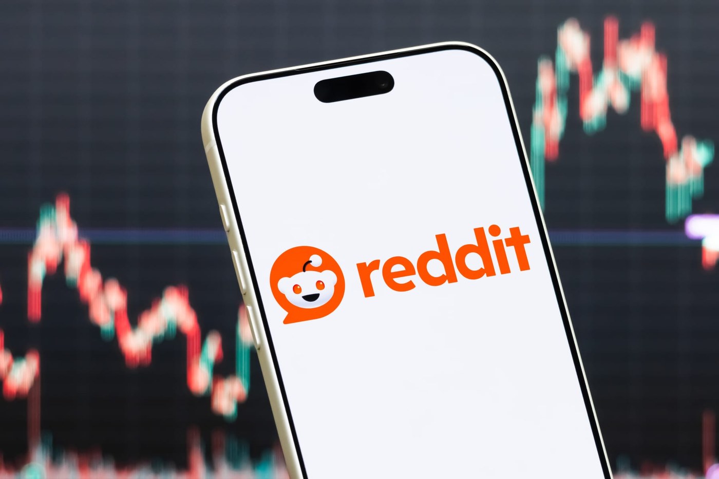 Reddit stock plunges 30% after weak outlook, heads for worst day ever