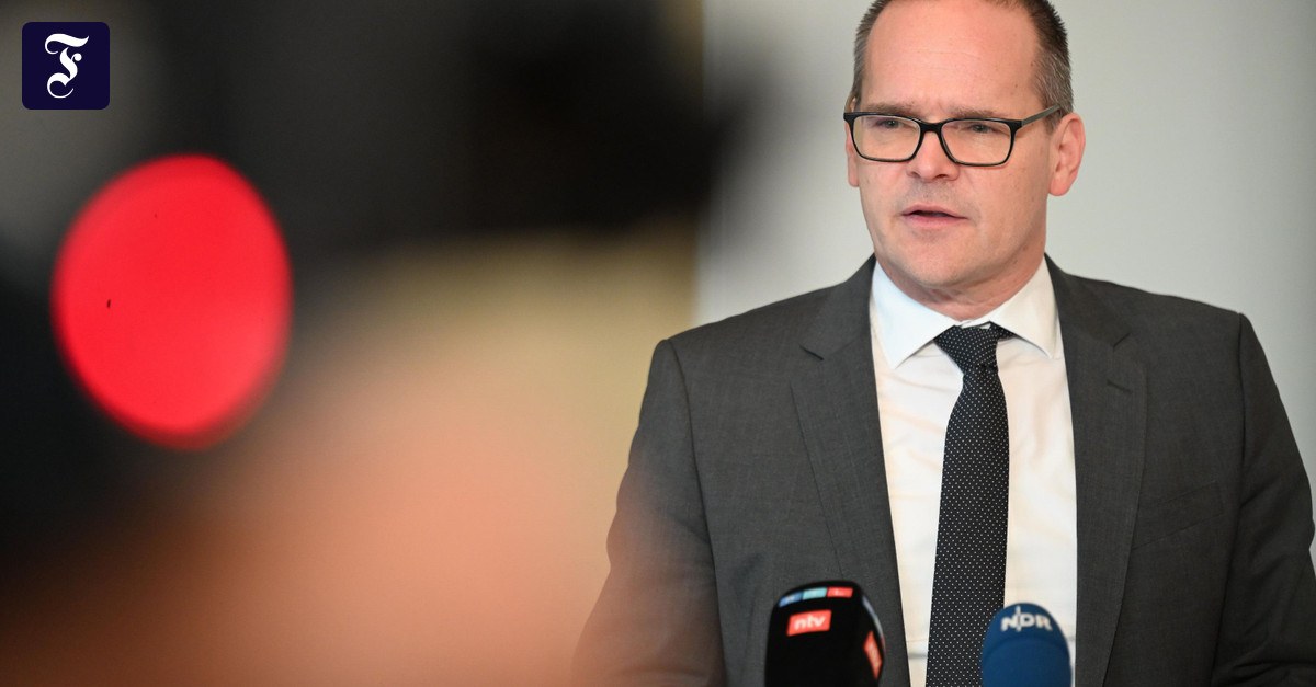 Politik kritisiert Blume: „Werksschließungen sind keine Zukunftsstrategie für Volkswagen“