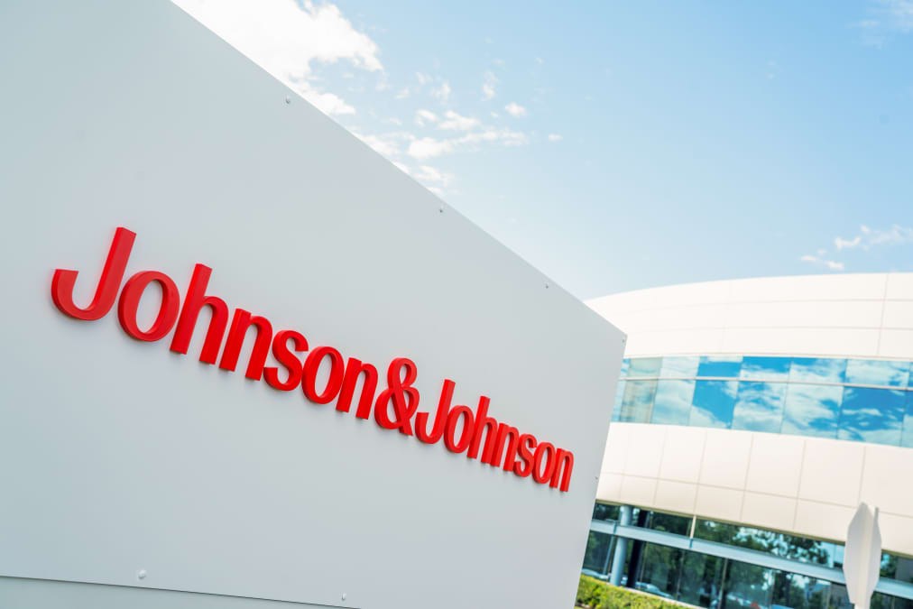 J&J's 6% slide on an imperfect quarter is a gift to prospective buyers