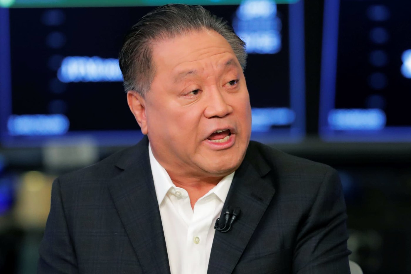 Broadcom guides to big numbers but investors wanted more. Why we're OK to hold for now