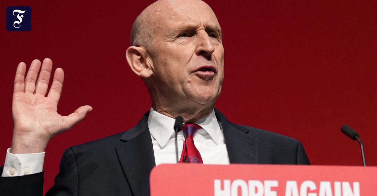 Milliarden fürs Militär: Britische Regierung verspricht Reindustrialisierung