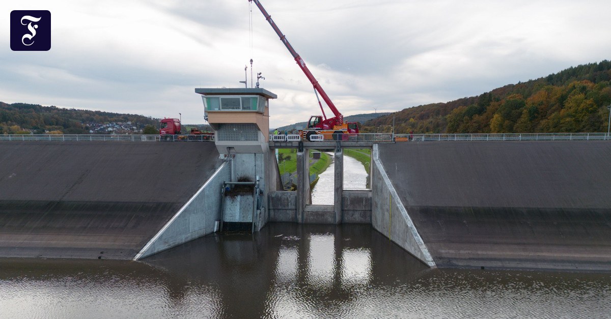 Lebenswichtige Infrastruktur: Wie Dämme gegen Flut und Dürre helfen