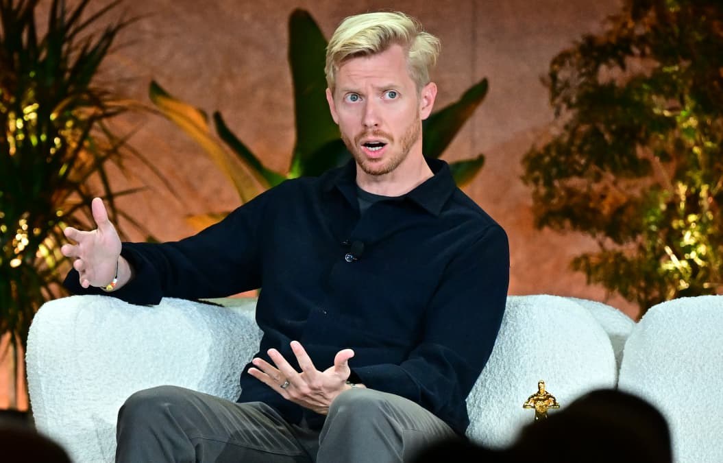 Reddit CEO says Google's AI Overviews can't replace '10 blue links' for referral traffic