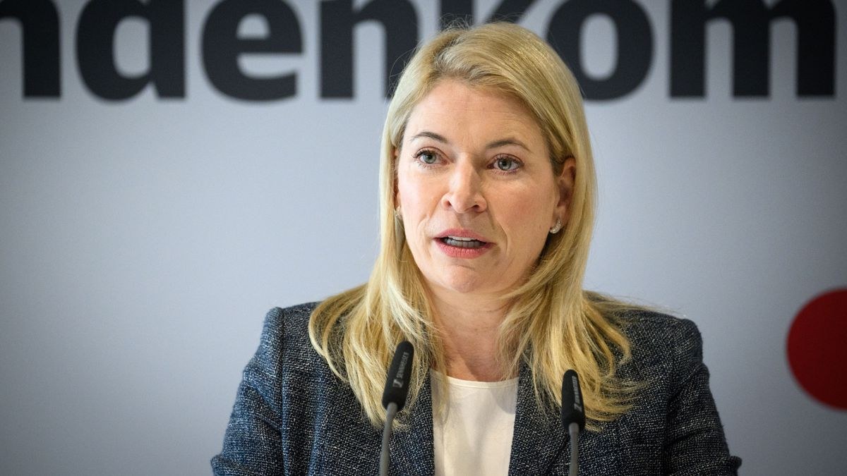 Deutsche Bahn will Alkohol an allen Bahnhöfen verbieten