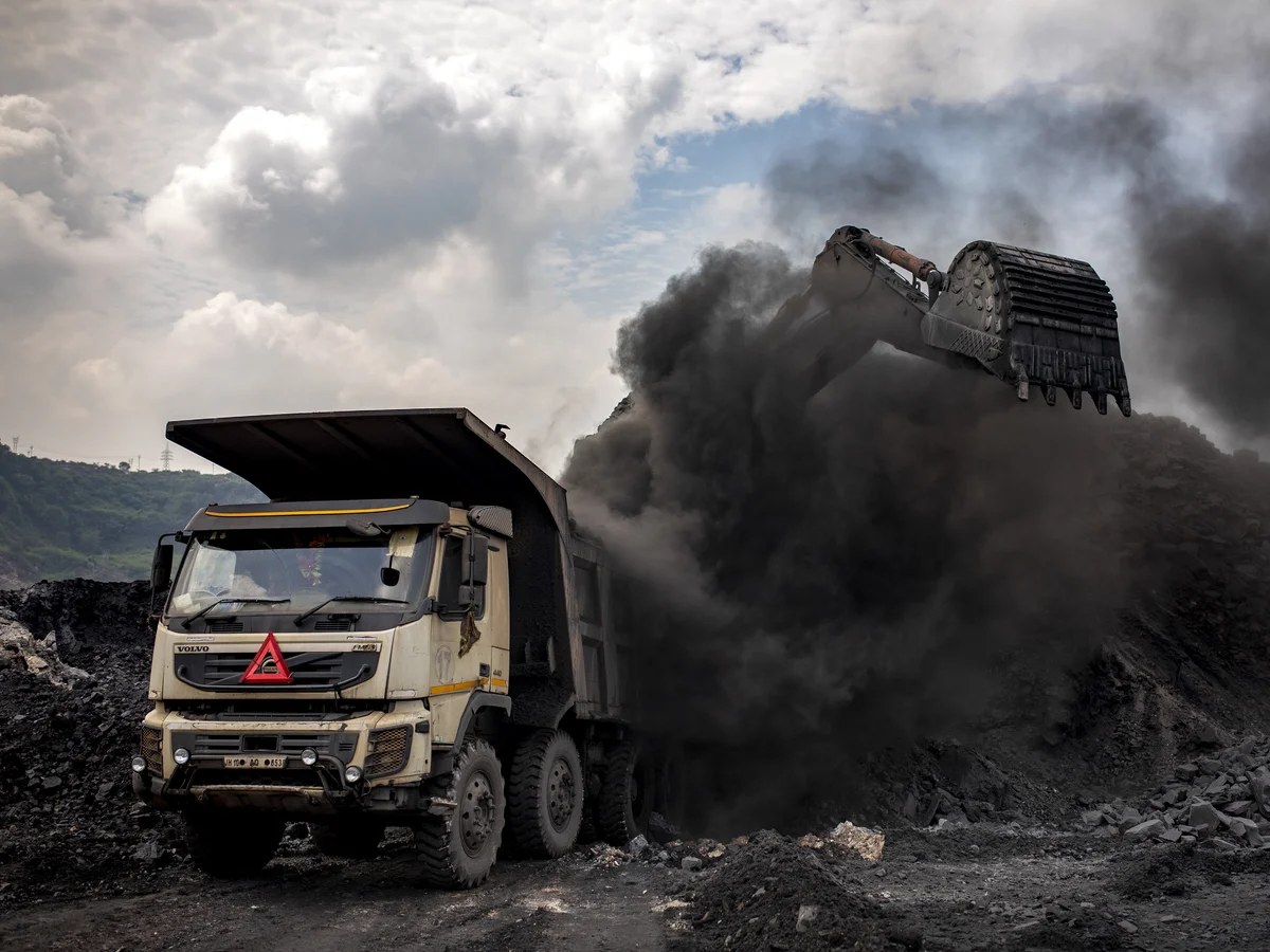 India fuels worldwide jump in planned coal production