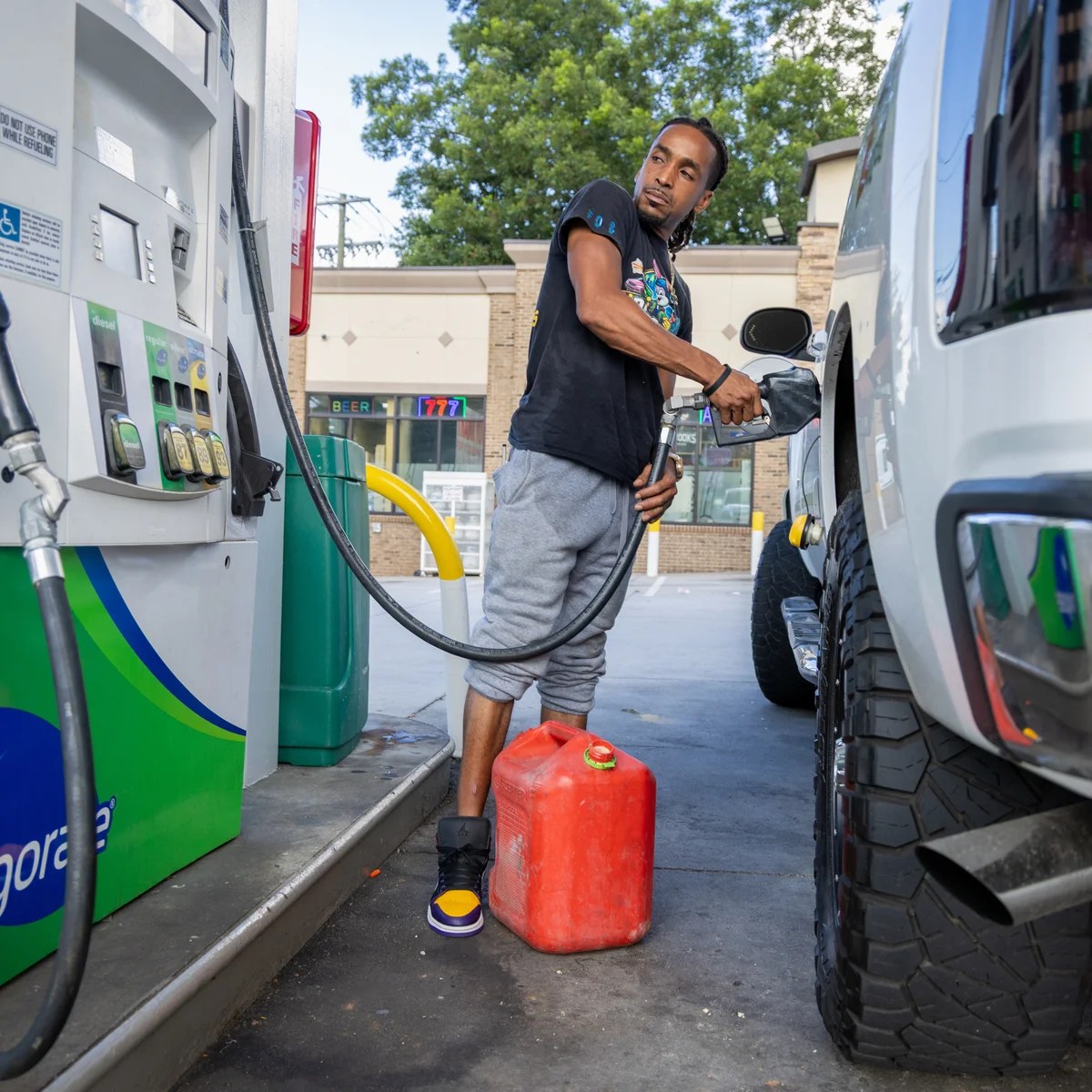 US inflation cooled slightly to 3.4% in July but prices still elevated