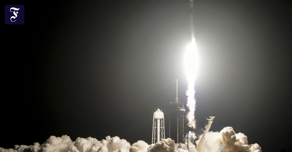 Mögliche Kollision: Teil von SpaceX-Rakete könnte ungeplant auf Mond aufschlagen