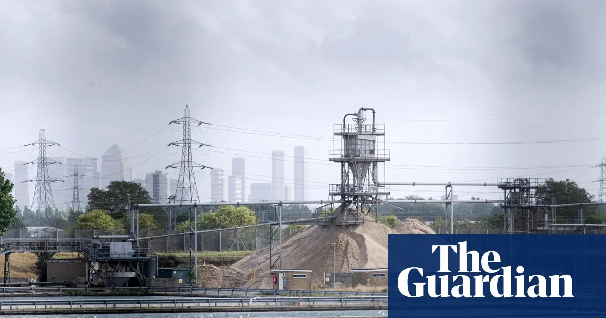 MPs urge ministers to break off Thames Water talks with US hedge funds