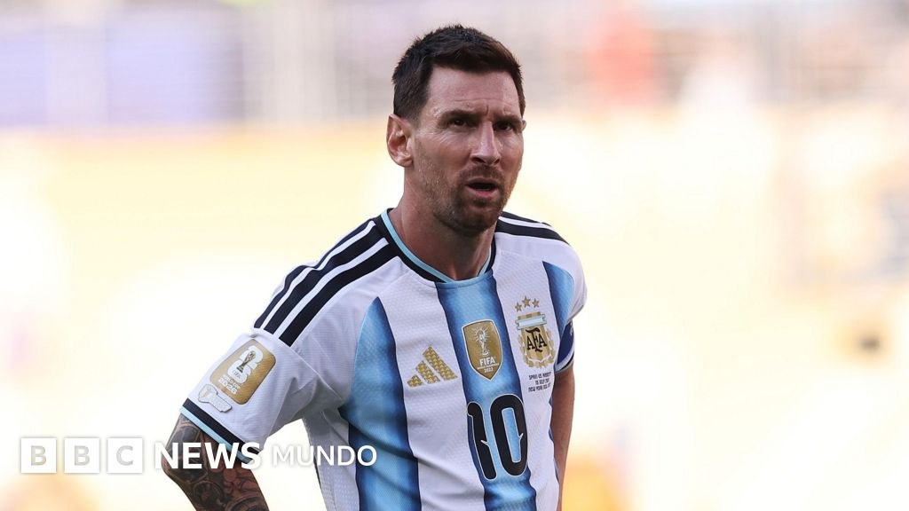 "Tengo dudas de que vaya a seguir jugando al fútbol": el emotivo mensaje que Lionel Messi le dedicó a su padre tras su muerte