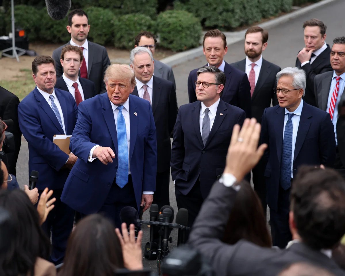 Trump announces vague ‘morally binding’ AI deal among tech CEOs for ‘tremendous self-policing’