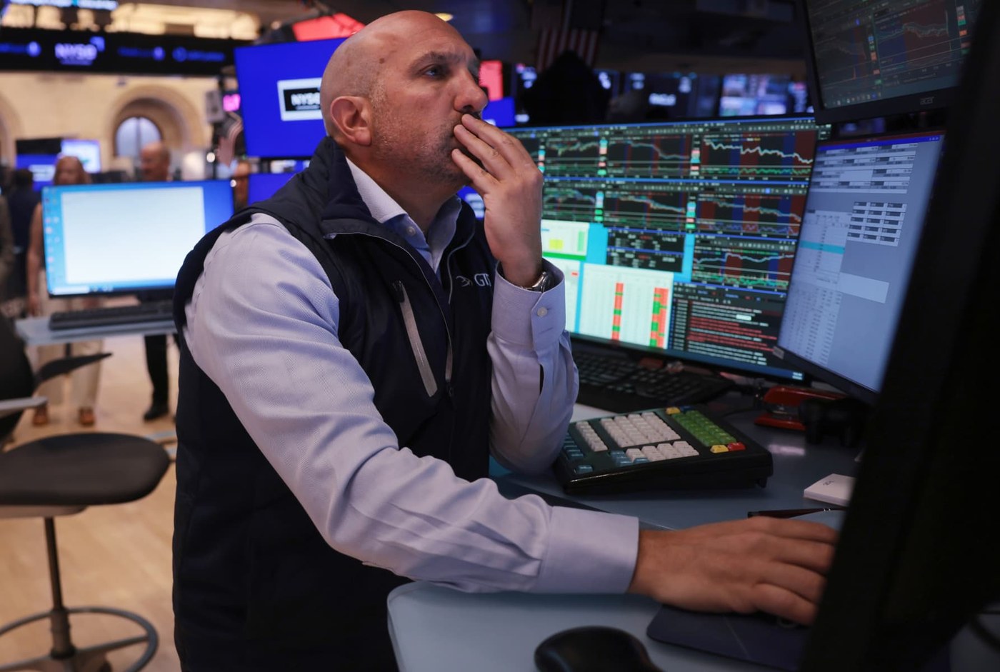 Bond sell-off, stock boom: Why rebalancing is a good strategy right now