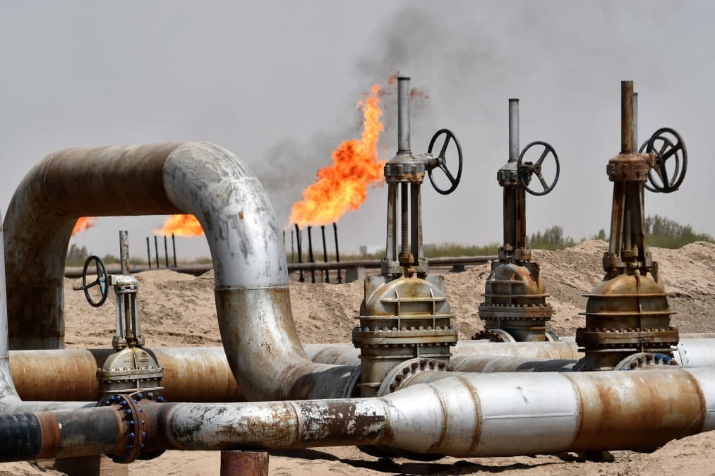 Oil pipelines around the Strait of Hormuz won't end the threat Iran poses to Middle East crude exports