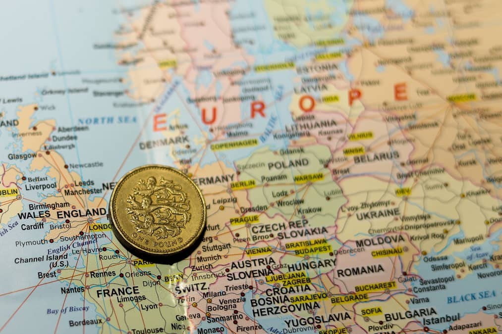 G10’s ‘surprise’ currency star could stumble as peers hike interest rates