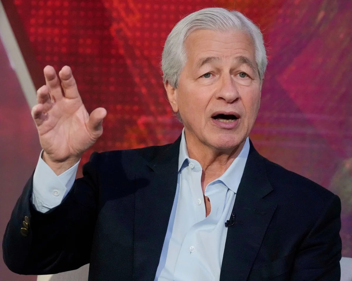 JP Morgan boss pressed by US senator about bank’s contact with Jeffrey Epstein